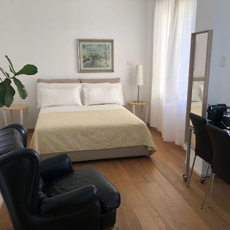 فندق La Casa Di Sole ميلان المظهر الخارجي الصورة